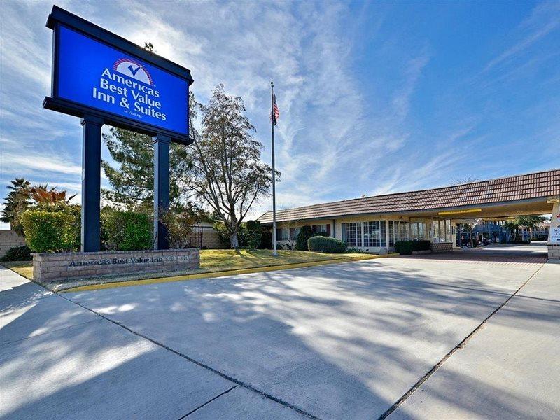 Americas Best Value Inn & Suites - Lancaster Zewnętrze zdjęcie