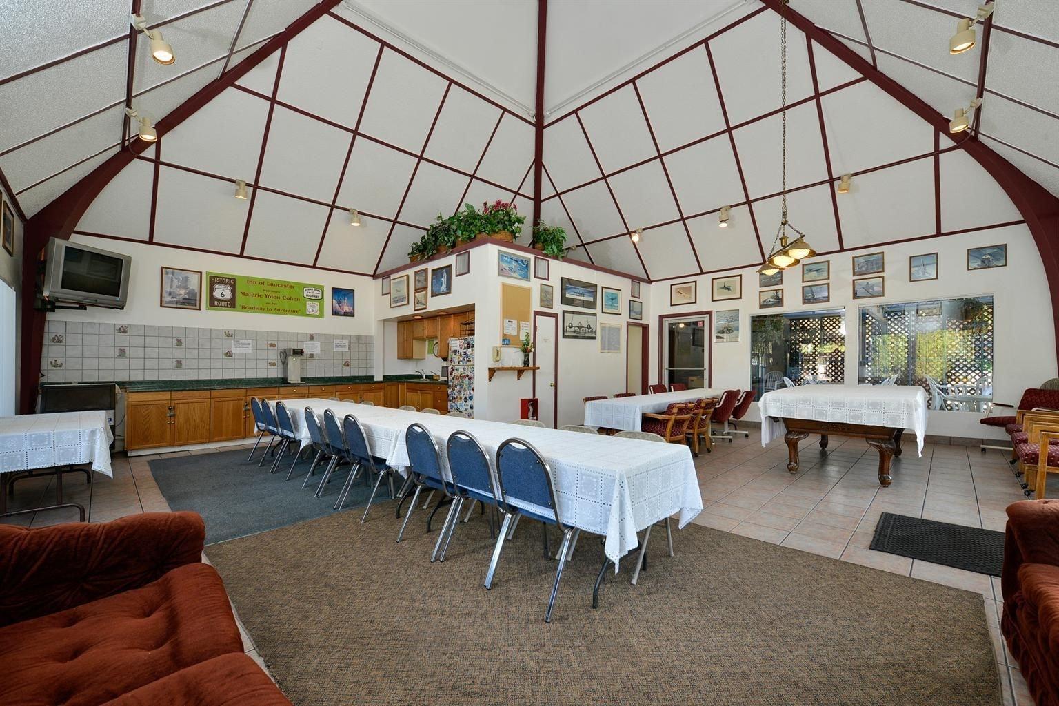 Americas Best Value Inn & Suites - Lancaster Zewnętrze zdjęcie